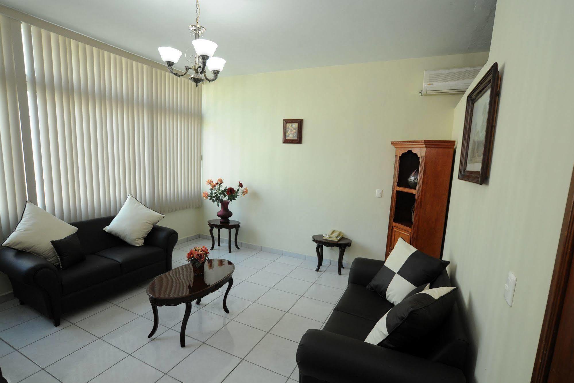Hotel Plaza Sahuayo Eksteriør bilde